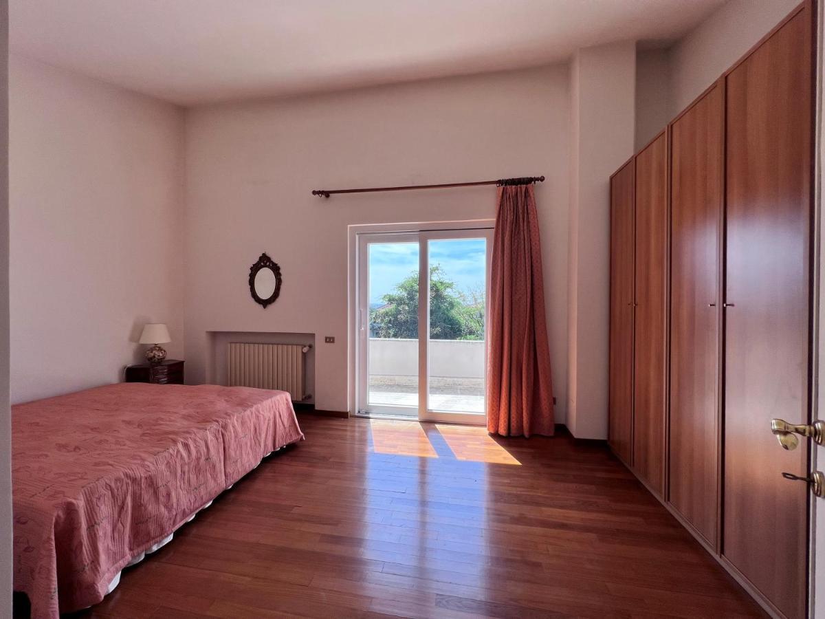 Villa Luxury Roma マルコ・シモーネ エクステリア 写真